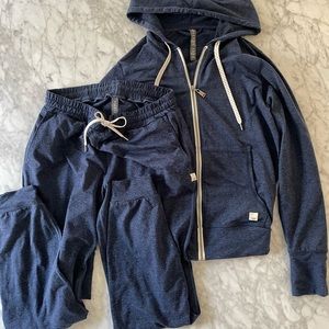 Vuori Set - Navy Heather - Size Small